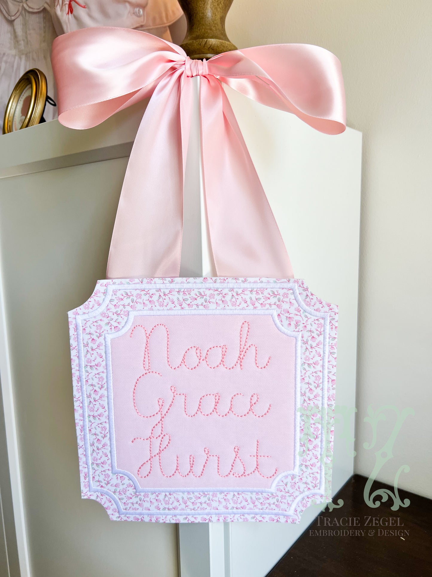 Large Bassinet Card with Detachable Bow