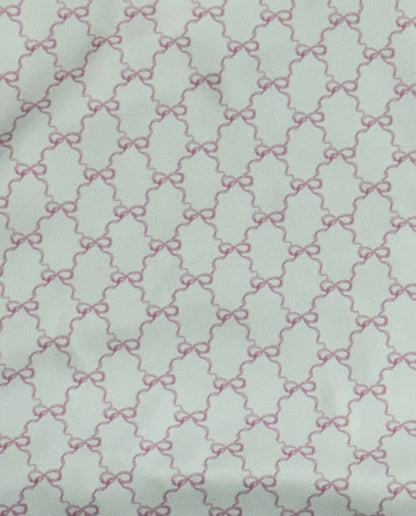 Preorder Wipeable Longsleeve Catch-all Bibs